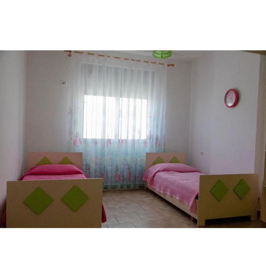 Agaraj Apartament Orikum Exterior foto